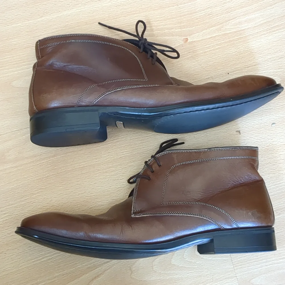 Mezlan Usini Leather‎ Chukka Boots Size 8.5 M Brown